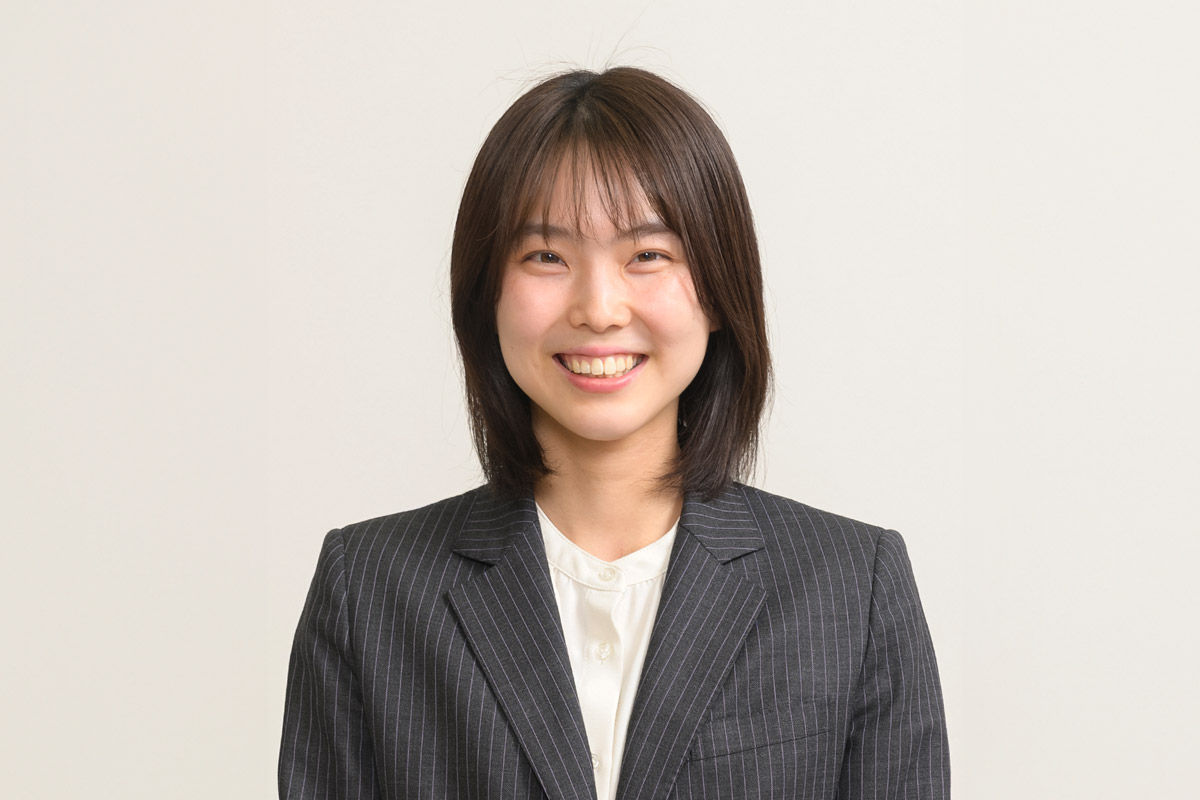 小林 佳奈